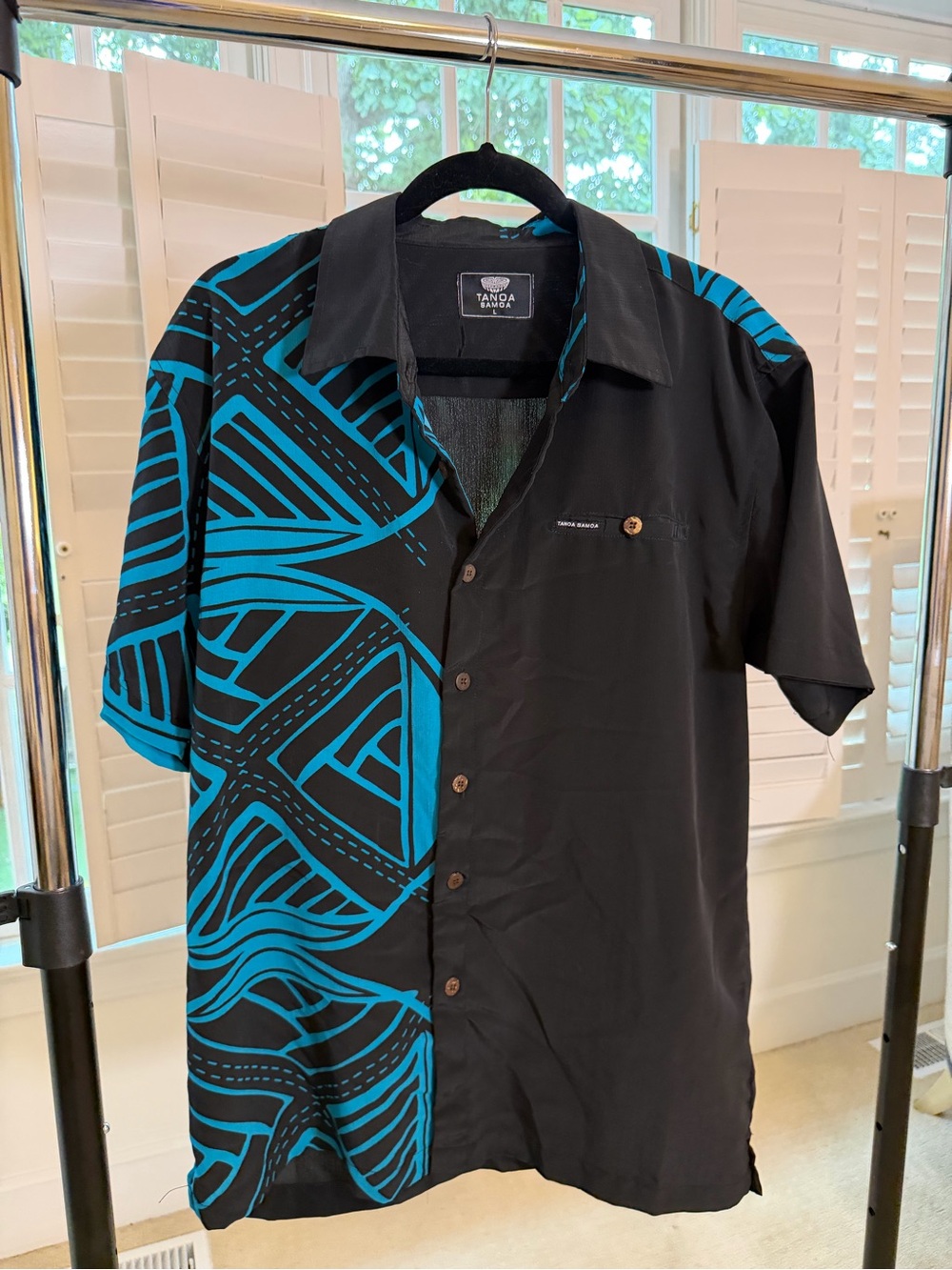 Tanoa Black & Teal Short-Sleeve Button Down Shirt